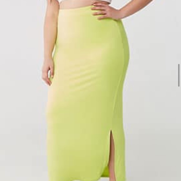 Dresses & Skirts - Forever21 Slit Maxi Skirt